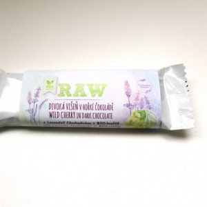 RAW tyčinka divoká višeň v hořké čokoládě s Levandulí Chodouňskou BIO - 50g